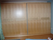 Kleiderschrank 