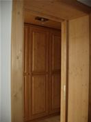 Garderobenschrank in Fichte